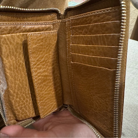 Gucci Brown Leather Wallet - Picture 3 of 5